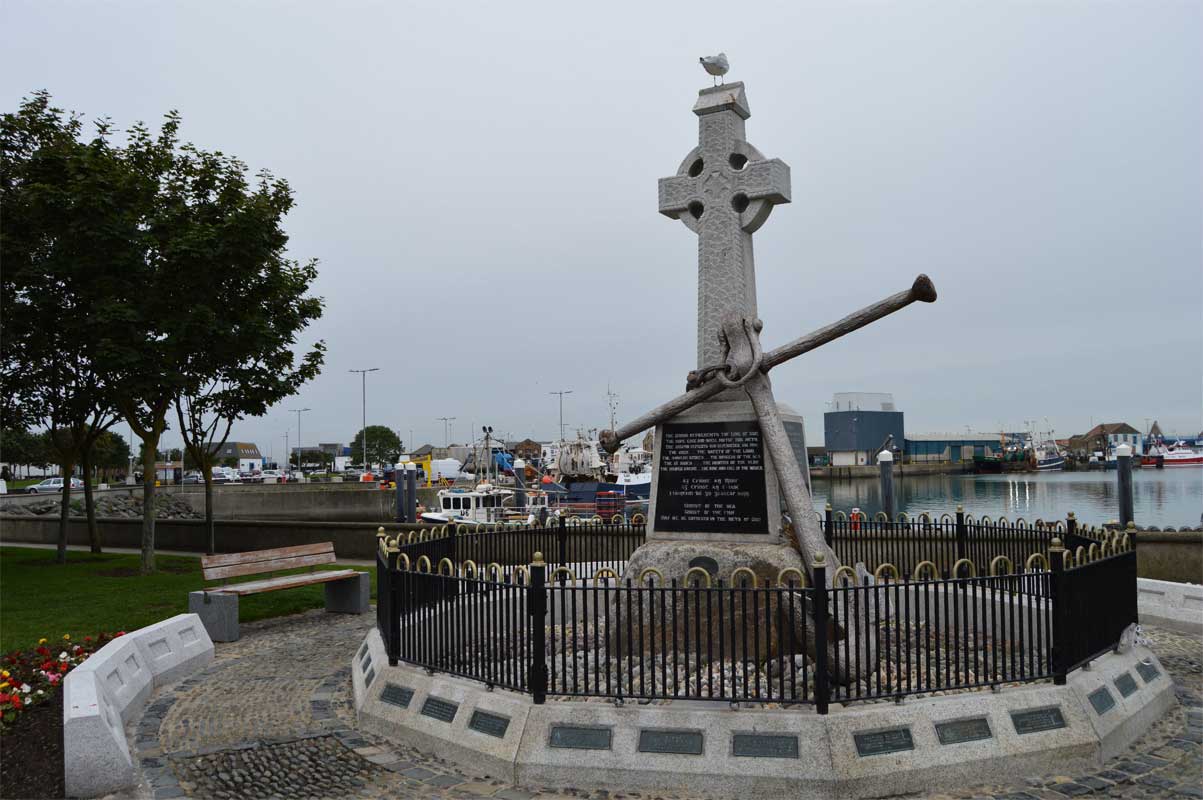 Monumento a los marinos desaparecidos Monumento a los marinos desaparecidos