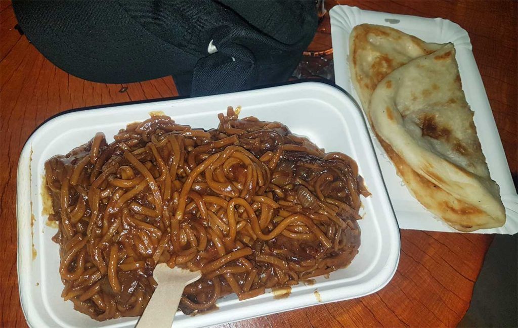 Cena en Kumharas