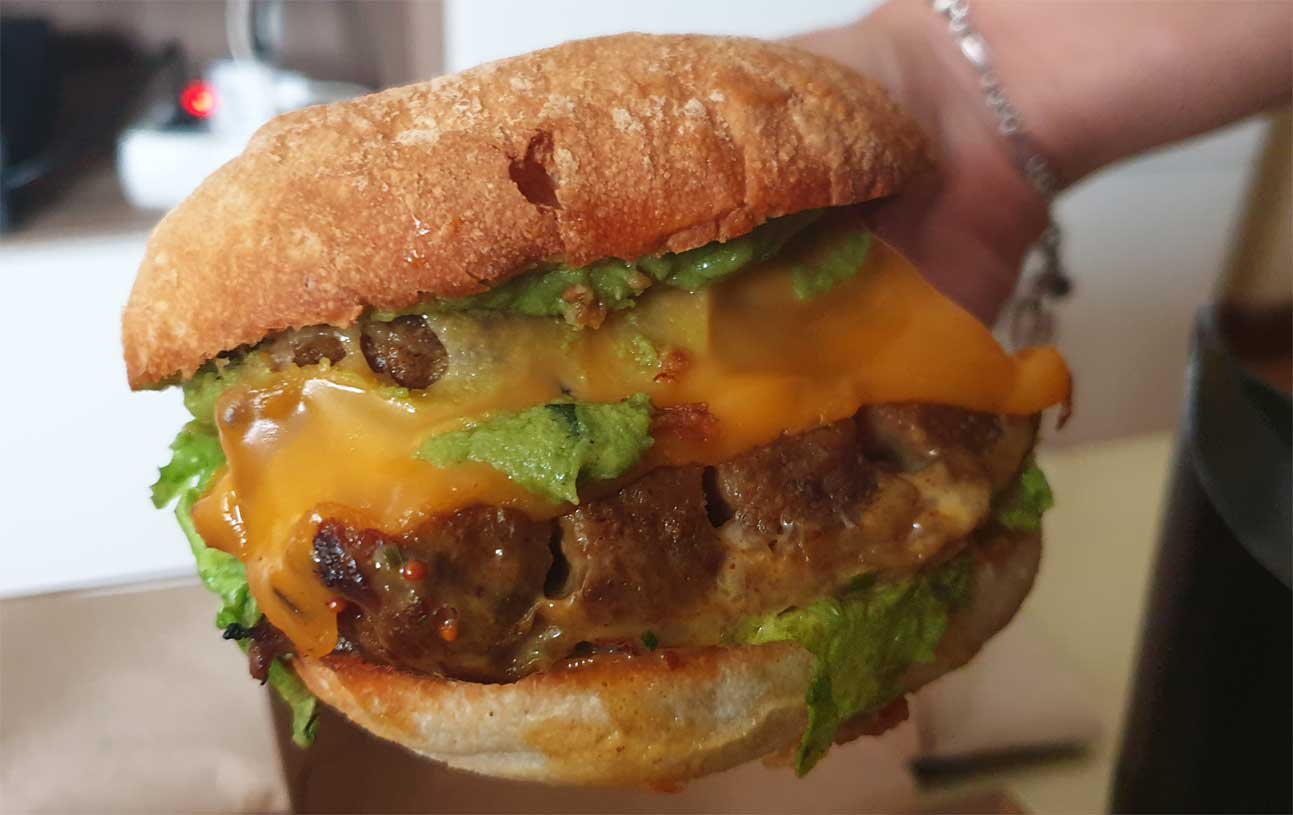 Cuatromanos Burger by Paco Roncero y Ramón Freixa