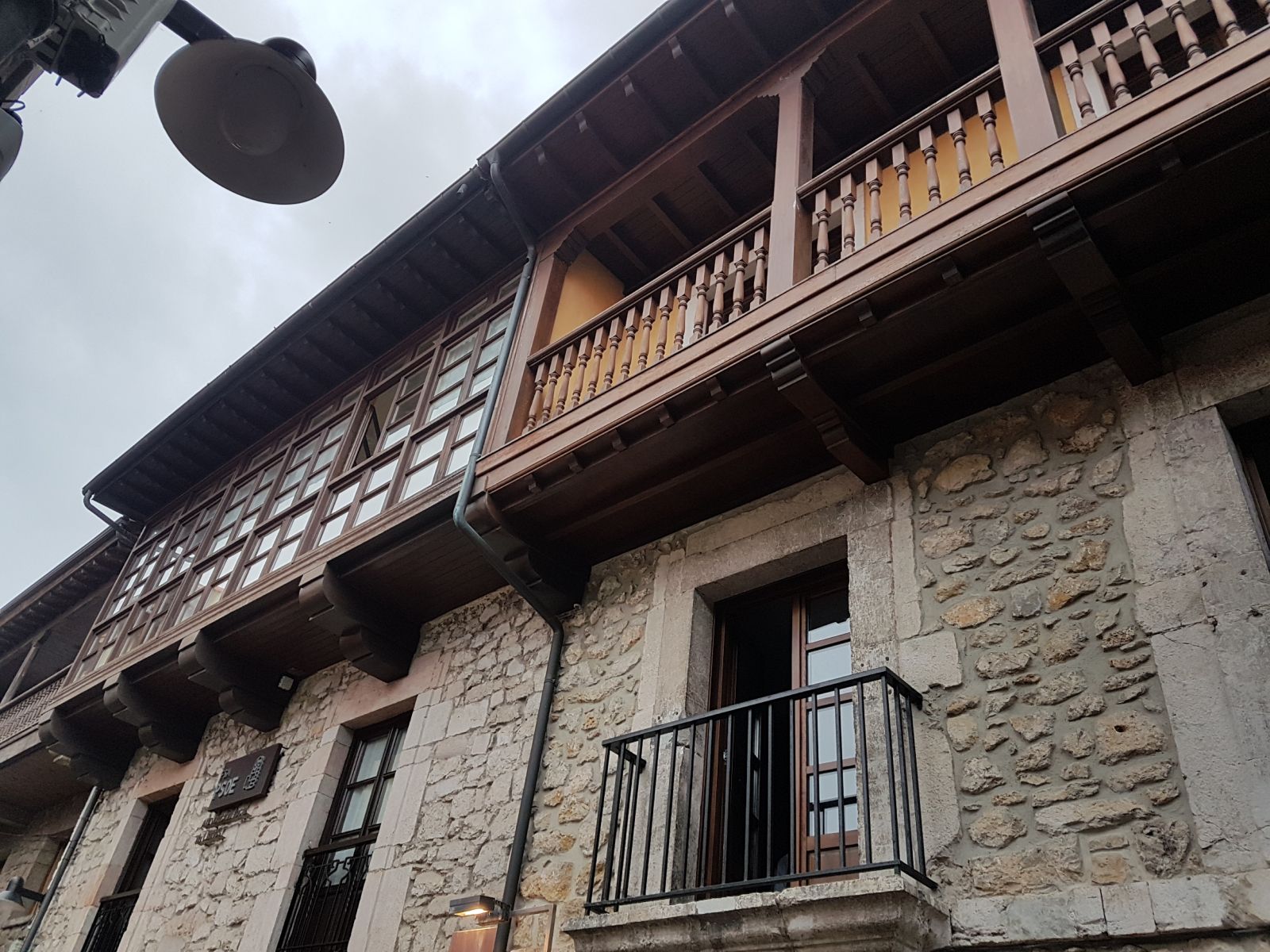 balcones en Llanes