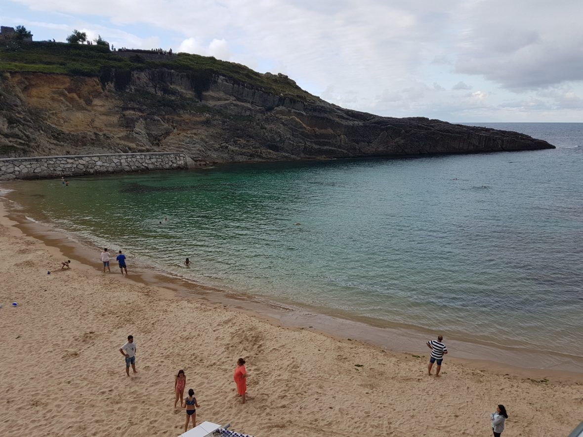 Llanes