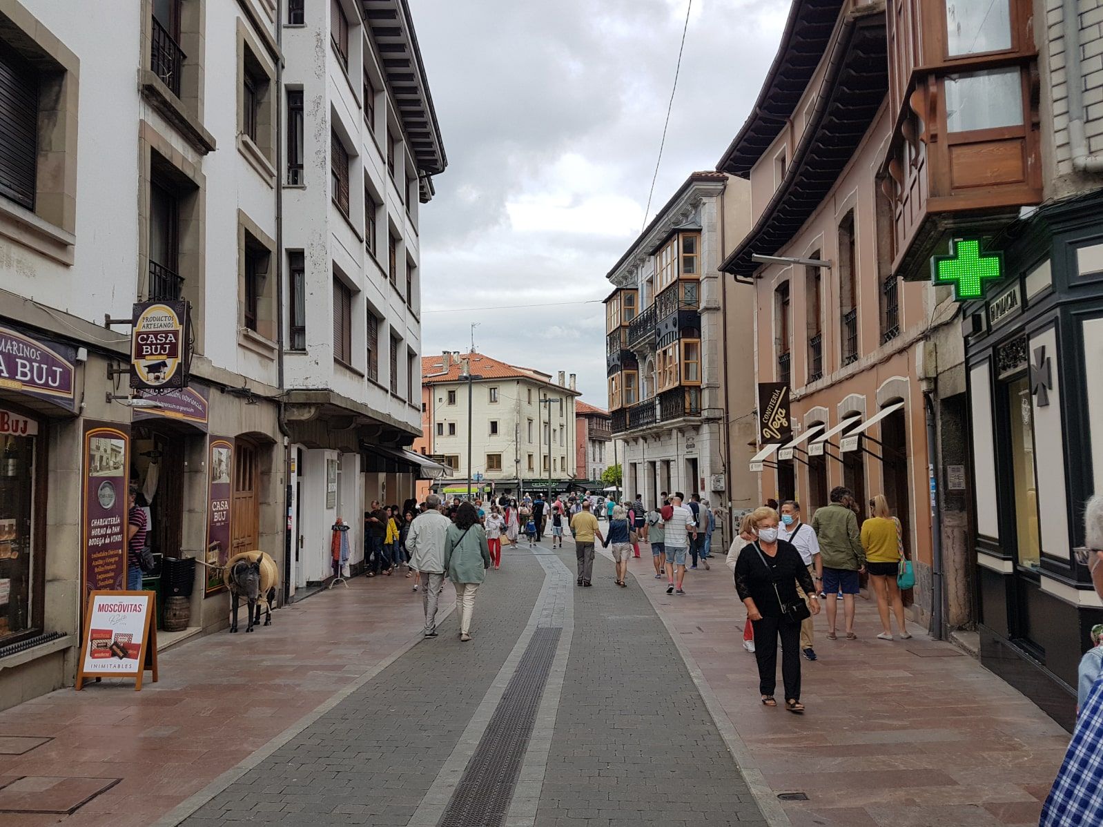 Llanes