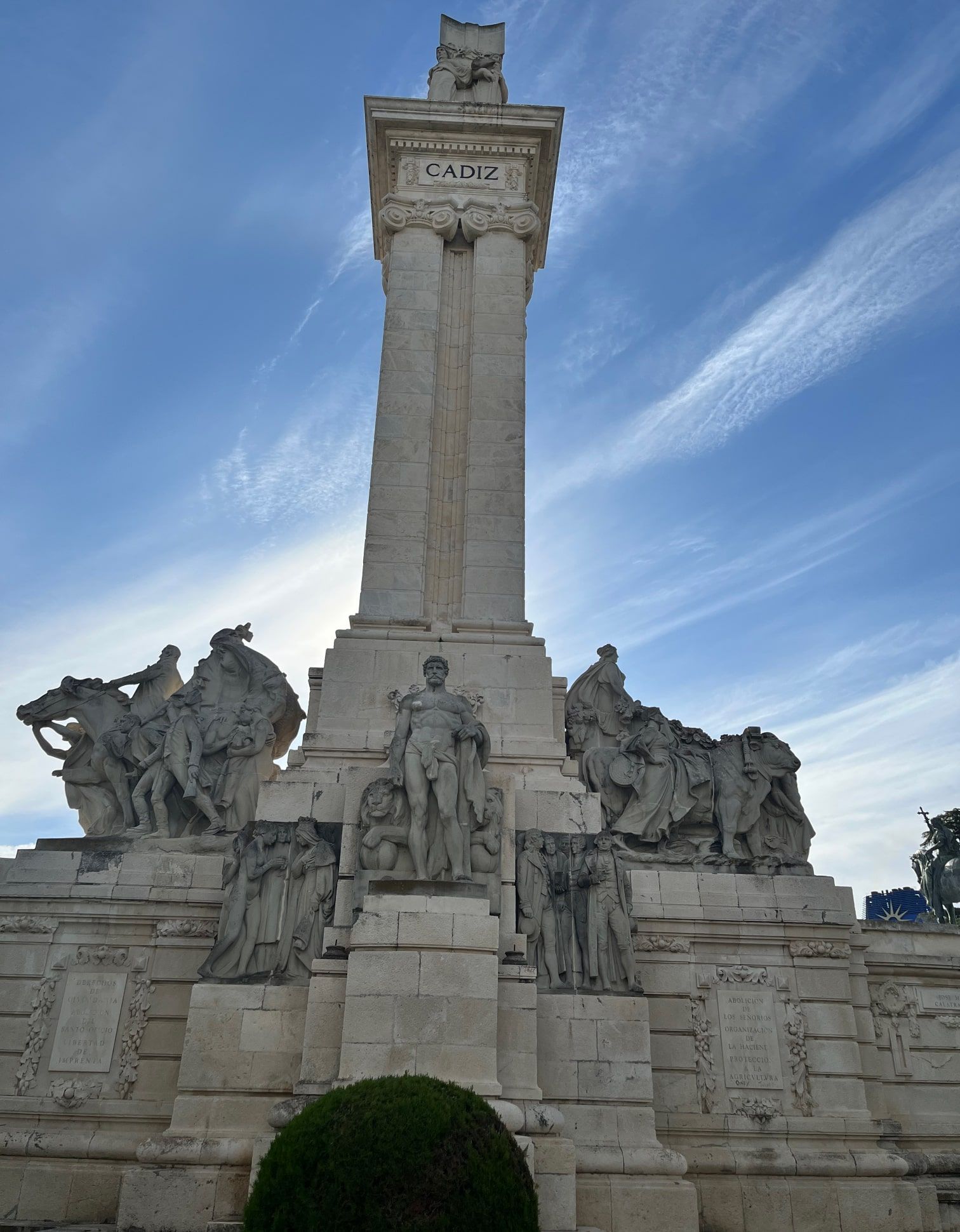 Parte trasera del monumento