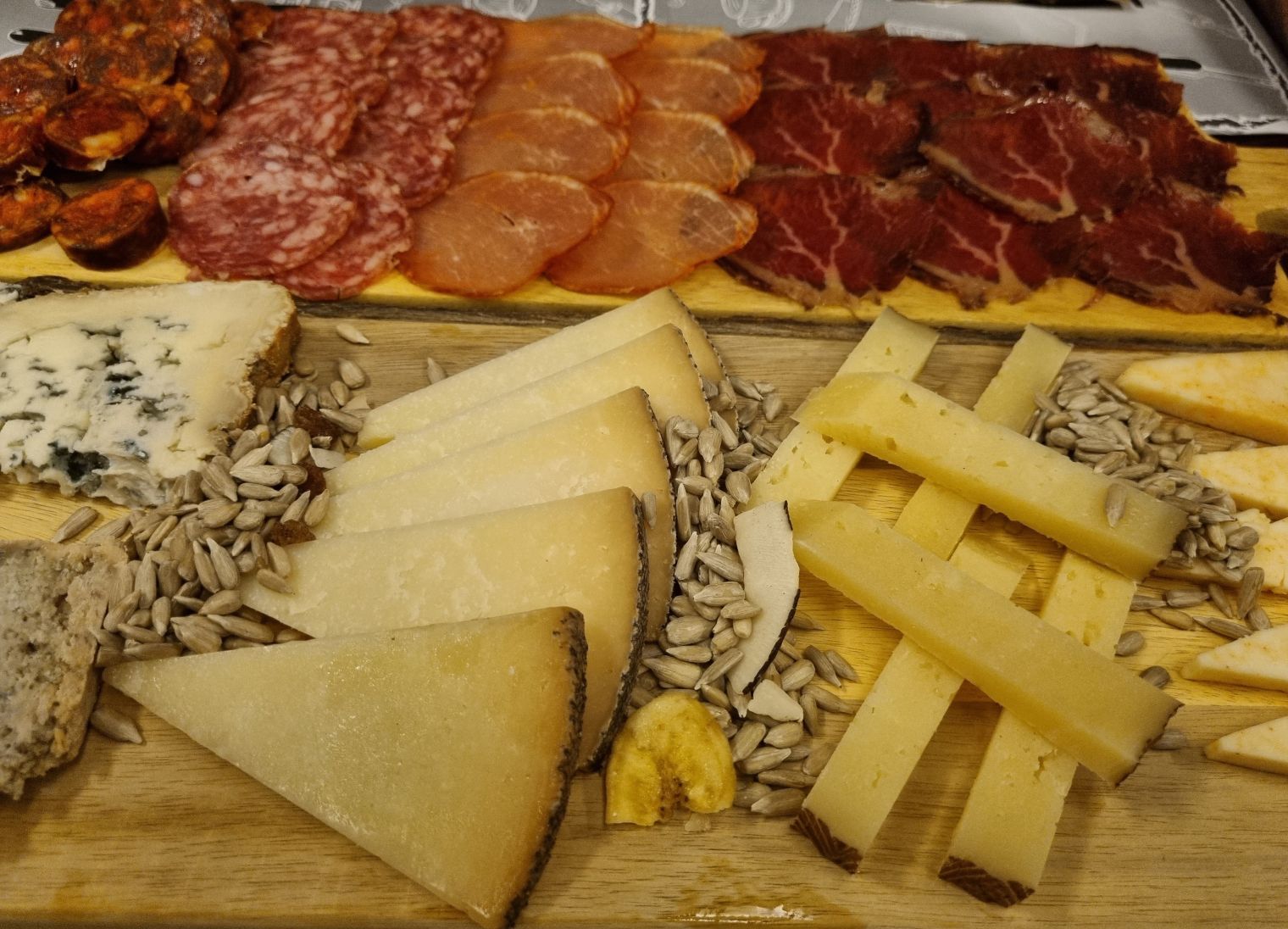 Taberna La Quesera, Cheese bar